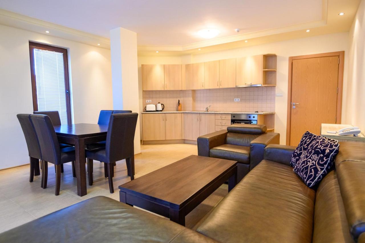 Hotel Parklands & Pool 4*
