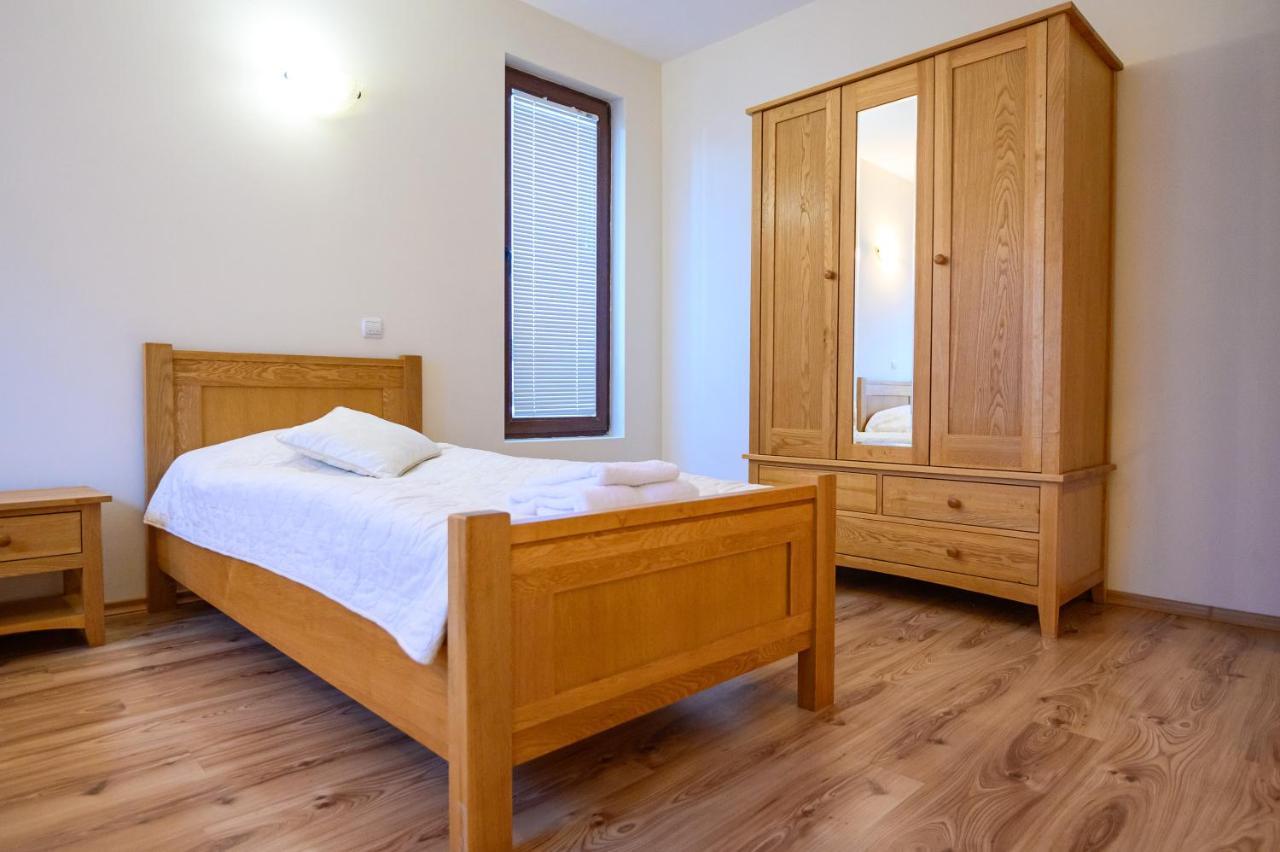 Parklands & Pool Hotel 4*